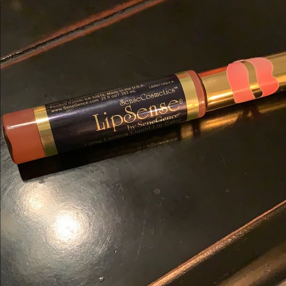 Hazelnut Lipsense - Picture 2 of 3